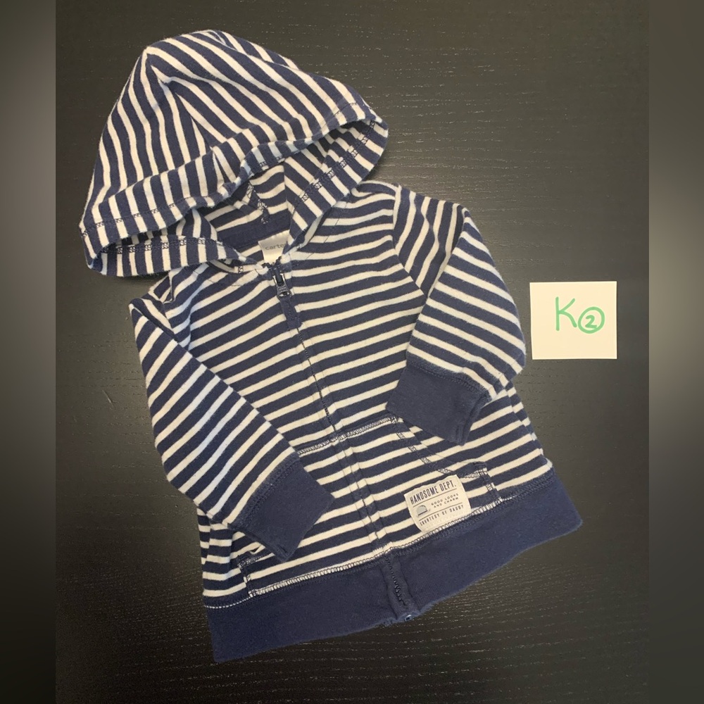⭐️2/$5.00⭐️ Carter’s 3m Striped Hooded Sweater
